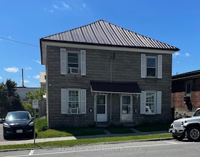 4-6 Market Street S, Lanark, ON