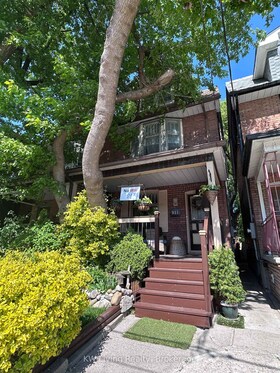 911 Bathurst Street, Toronto, ON