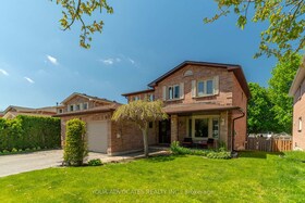 305 HERRIDGE Circle, York, ON , MLS #N13189986 , Image - 1