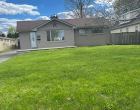 298 Barton Street, Hamilton, ON