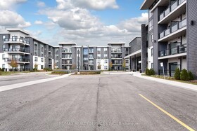 3170 Erin Mills Parkway, Peel, ON , MLS #W13214730 , Image - 1