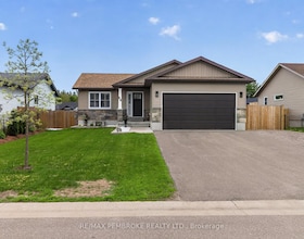 27 Terrance Drive, Renfrew, ON , MLS #X13216452 , Image - 1