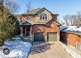 32 Mountwood Avenue, Hamilton, ON