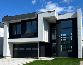 3716 Quayside Drive, Simcoe, ON
