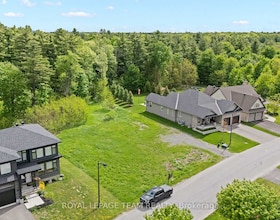 199 Charlie's Lane, Ottawa, ON , MLS #X13228124 , Image - 1