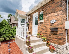 22 West Street W, Peel, ON , MLS #W13229020 , Image - 1