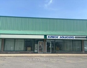 2100 Bantree Street, Ottawa, ON