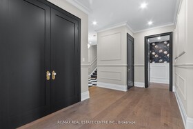 37 Armstrong Street, Dufferin, ON , MLS #W13236960 , Image - 1