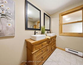 33 Old Pavillion Road, Peel, ON , MLS #W13237334 , Image - 1