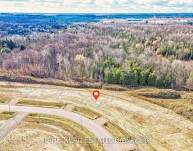 10 Private Berry Drive, Dufferin, ON , MLS #X13238194 , Image - 1