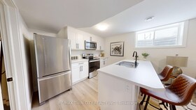 171 JULIE Crescent, Middlesex, ON , MLS #X13239592 , Image - 1