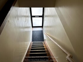 588 Danforth Avenue, Toronto, ON