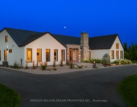 6109 Knights Drive, Ottawa, ON , MLS #X13243194 , Image - 1