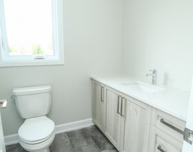 1412 Caroline Court, Stormont, Dund, ON , MLS #X13246374 , Image - 1