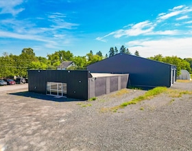 1095 RAILWAY STREET, Kenora, ON , MLS #X13243926 , Image - 1