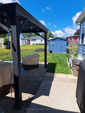27 Stewart Street, Middlesex, ON , MLS #X13415844 , Image - 1