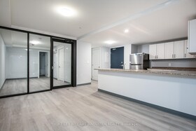 10 Queen Street, Elgin, ON , MLS #X13417072 , Image - 1