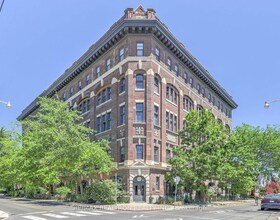 183 Dovercourt Road, Toronto, ON , MLS #C13418486 , Image - 1
