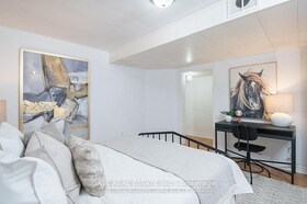 1617 Gowling Terrace, Halton, ON , MLS #W13425022 , Image - 1