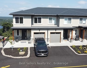 2-33 Horizon Lane, Muskoka, ON , MLS #X13426088 , Image - 1