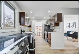 29 Court Lane, Middlesex, ON , MLS #X13431638 , Image - 1