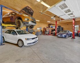 20 Valley View Drive, Peterborough, ON , MLS #X13433298 , Image - 1
