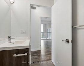 2087 Fairview Street, Halton, ON , MLS #W13437692 , Image - 1