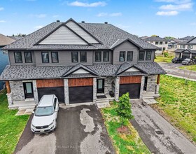 124 Dowdall Circle, Lanark, ON , MLS #X13438378 , Image - 1