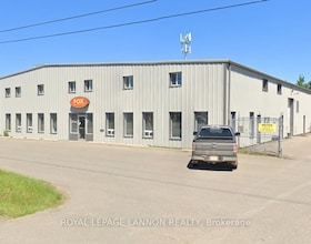 905 Commerce Street S, Thunder Bay, ON , MLS #X13239132 , Image - 1