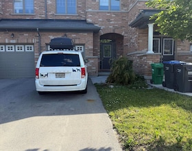 31 Davenfield Circle, Peel, ON