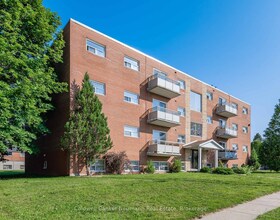 10 GLENBROOK Drive, Wellington, ON , MLS #X13444170 , Image - 1
