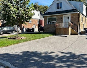 7 Valerie Road, Toronto, ON , MLS #E13447348 , Image - 1