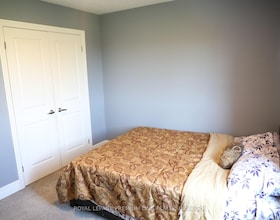 811 Cedarpark Way, Middlesex, ON , MLS #X13447174 , Image - 1