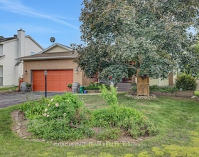 110 Alfred Street, Leeds and Grenvi, ON , MLS #X13617132 , Image - 1