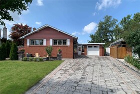 10 Mere Court, Toronto, ON , MLS #C13452164 , Image - 1