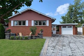 10 Mere Court, Toronto, ON , MLS #C13452216 , Image - 1