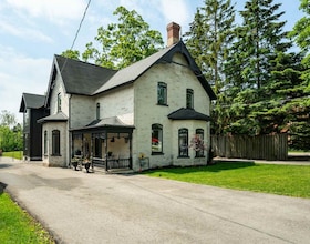 15 - 17 York Street, Dufferin, ON , MLS #W13455468 , Image - 1