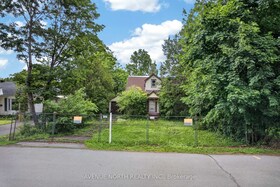 305 Mountbatten Avenue, Ottawa, ON , MLS #X13459356 , Image - 1