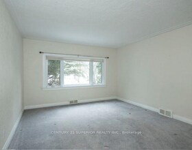 327 Brunswick Street S, Thunder Bay, ON , MLS #X13512378 , Image - 1