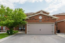 119 Chancellor Drive, York, ON