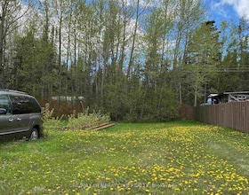 8 Eastgrove Crescent, Thunder Bay, ON