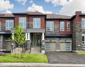 43 Schmeltzer Crescent, York, ON