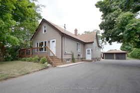 201 Harmony Road N, Durham, ON