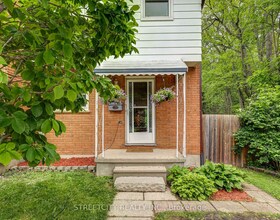 81 Parkside Drive, Elgin, ON , MLS #X13472844 , Image - 1