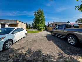 598 Mapledale Avenue, Middlesex, ON , MLS #X13475472 , Image - 1