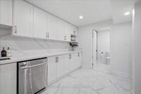 521 Falconridge Crescent, Waterloo, ON , MLS #X13484878 , Image - 1