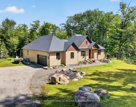 1129 North Portage Road, Muskoka, ON , MLS #X13487128 , Image - 1