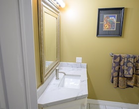 317 Queen Street, Chatham-Kent, ON , MLS #X13513148 , Image - 1