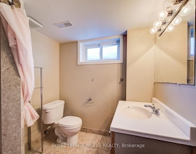 139 Elgin Crescent, Waterloo, ON , MLS #X13522576 , Image - 1