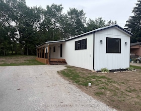 16 HEATHER Avenue, Wellington, ON
